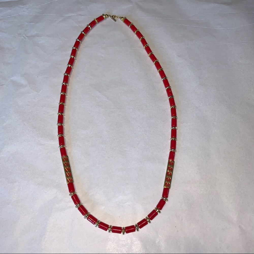 Jones New York Vintage Red & Gold beaded necklace.
